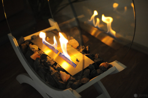 Биокамин ZeFire Iris средний (белый)